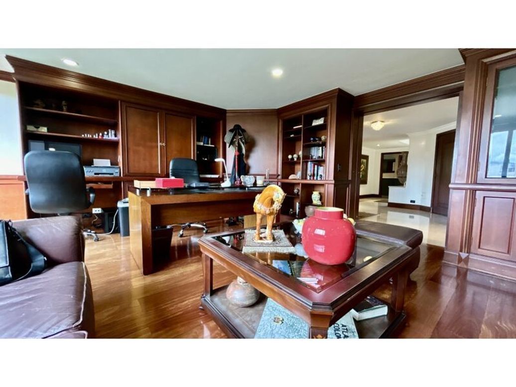 Apartamento de 5 alcobas en venta en Molinos Norte, Bogotá, 516 m² · foto 8 de 20