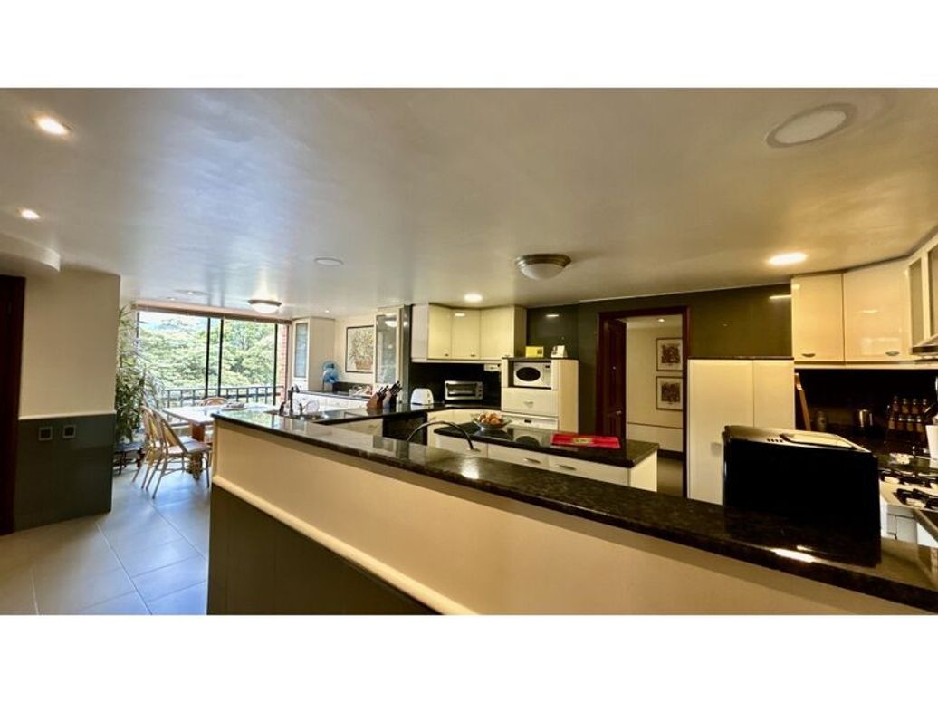 Apartamento de 5 alcobas en venta en Molinos Norte, Bogotá, 516 m² · foto 10 de 20