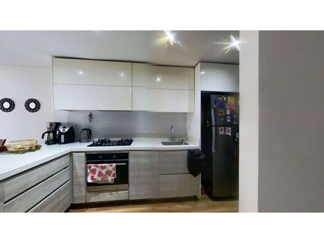Apartamento de 2 alcobas en venta en Usaquén, Bogotá, 71 m² · foto 5 de 10