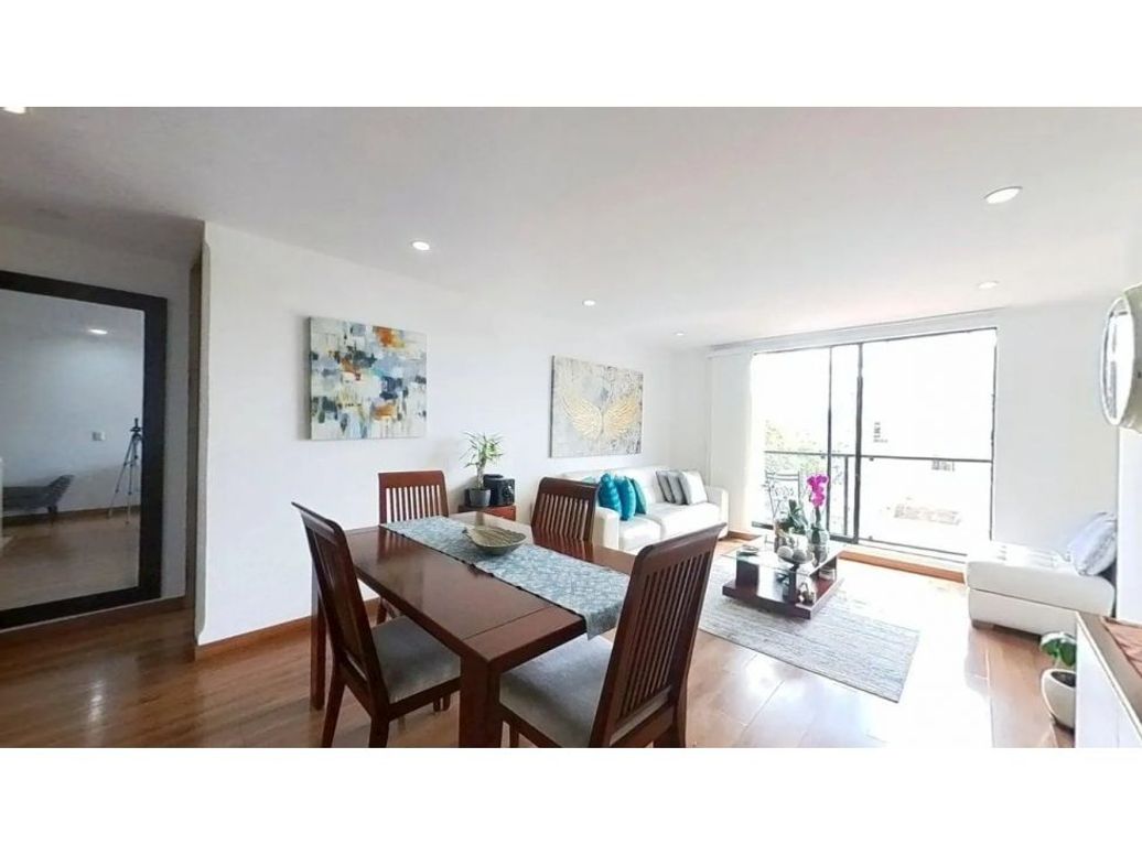 Apartamento de 3 alcobas en venta en Usaquén, Bogotá, 105 m² · foto 2 de 10