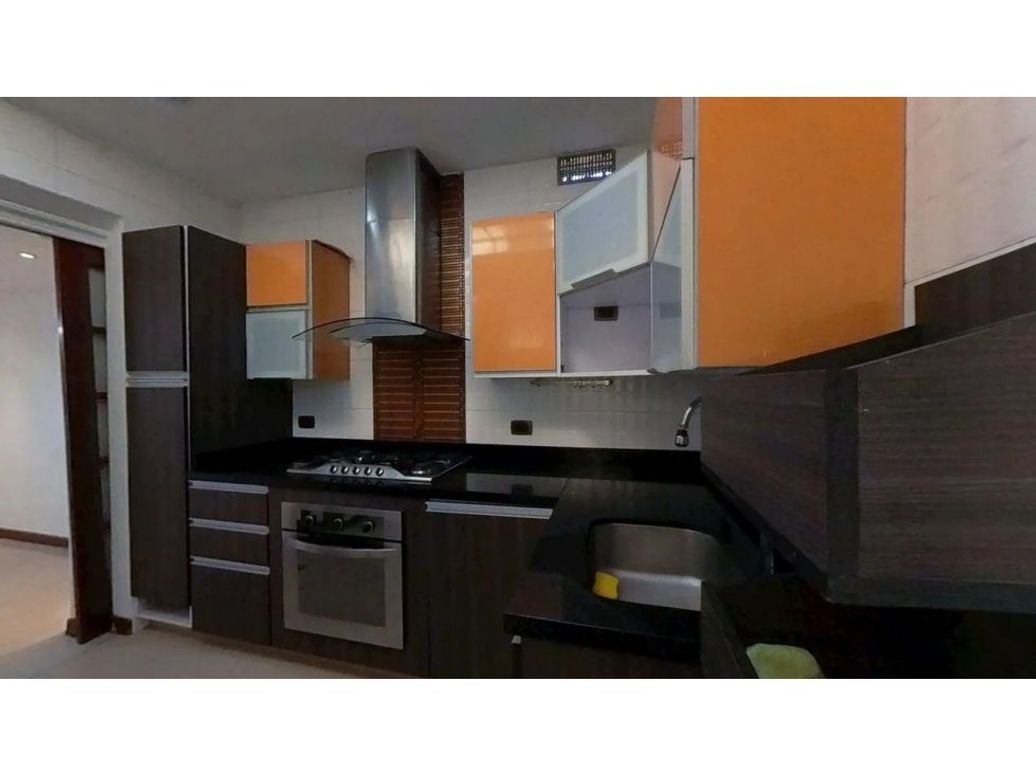 Casa de 4 alcobas en venta en Suba, Bogotá, 93 m² · foto 5 de 10