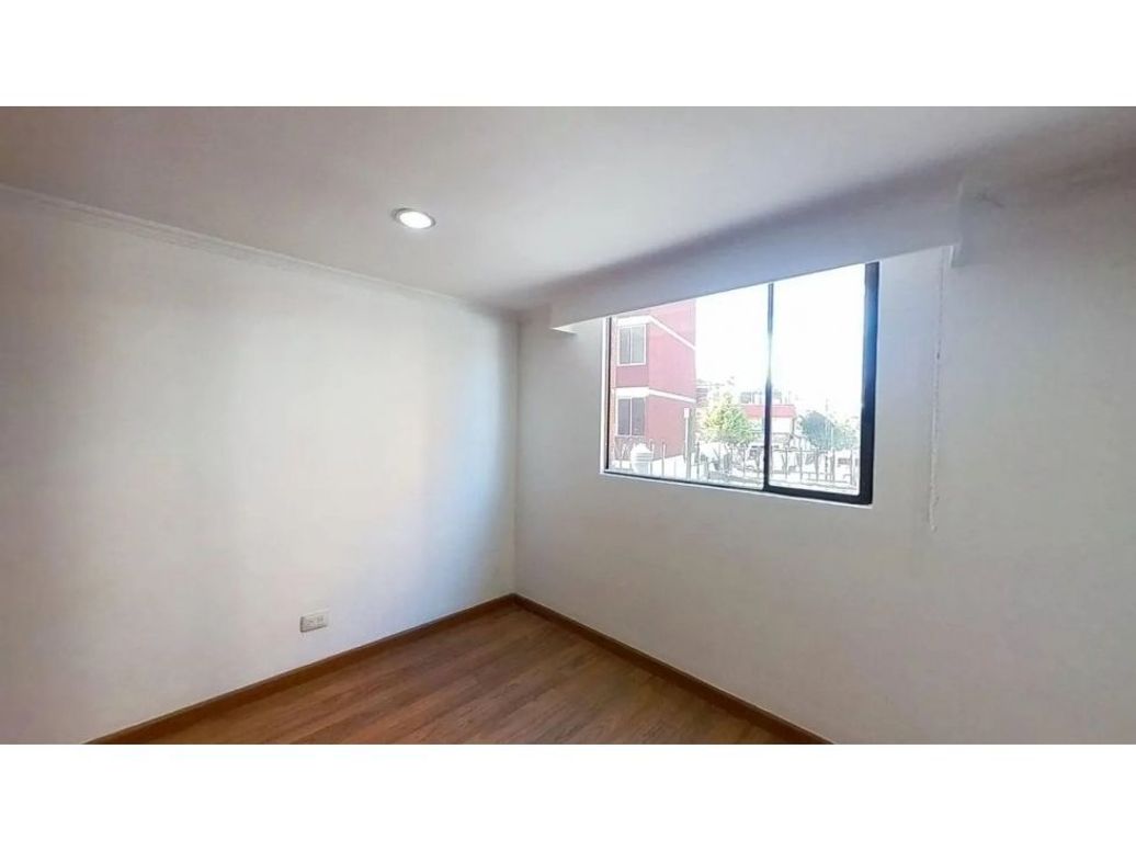 Casa de 4 alcobas en venta en Suba, Bogotá, 93 m² · foto 7 de 10