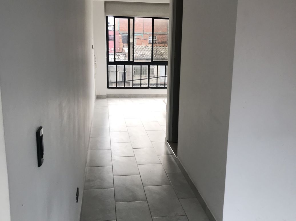 Apartamento de 1 alcoba en arriendo en Santa Isabel, Bogotá, 35 m² · foto 3 de 16