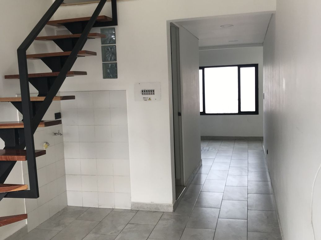 Apartamento de 1 alcoba en arriendo en Santa Isabel, Bogotá, 35 m² · foto 11 de 16