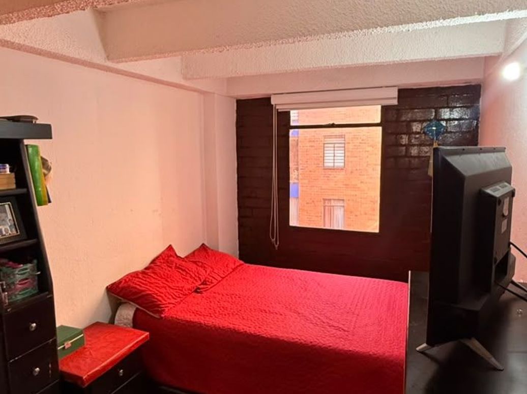 Apartamento de 3 alcobas en venta en Paris, Bogotá, 64 m² · foto 8 de 13