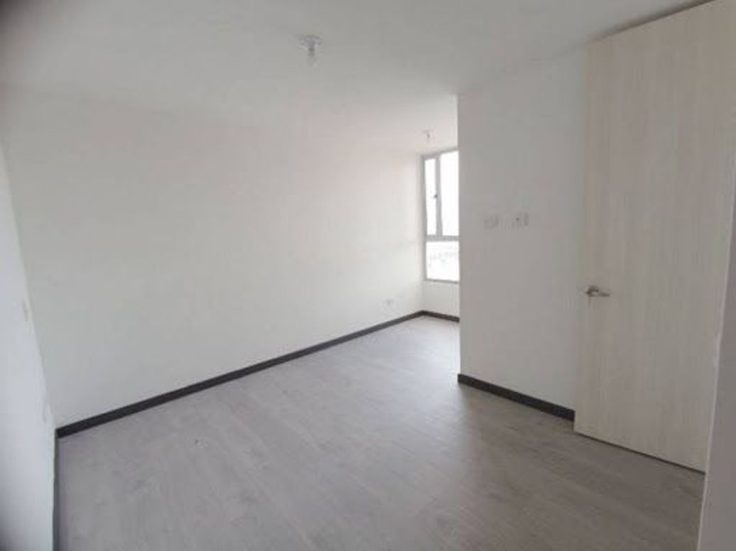 Apartamento de 2 alcobas en arriendo en Hayuelos, Bogotá, 49 m² · foto 8 de 11