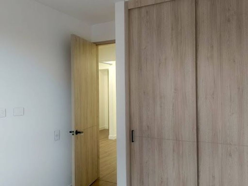 Apartamento de 3 alcobas en arriendo en Hayuelos, Bogotá, 115 m² · foto 13 de 20