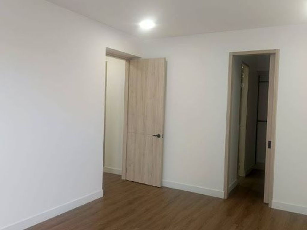 Apartamento de 3 alcobas en arriendo en Hayuelos, Bogotá, 115 m² · foto 10 de 20