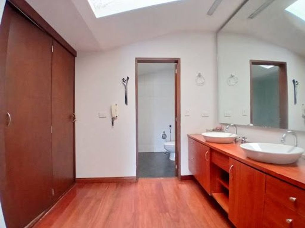 Apartamento de 4 alcobas en venta en Chicó Norte, Bogotá, 307 m² · foto 19 de 20