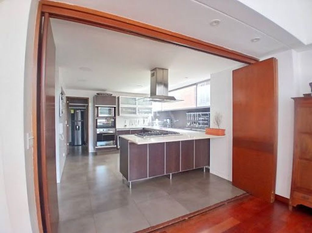 Apartamento de 4 alcobas en venta en Chicó Norte, Bogotá, 307 m² · foto 5 de 20