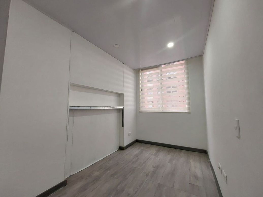 Apartamento de 2 alcobas en venta en Villa Gladys, Bogotá, 48 m² · foto 4 de 20
