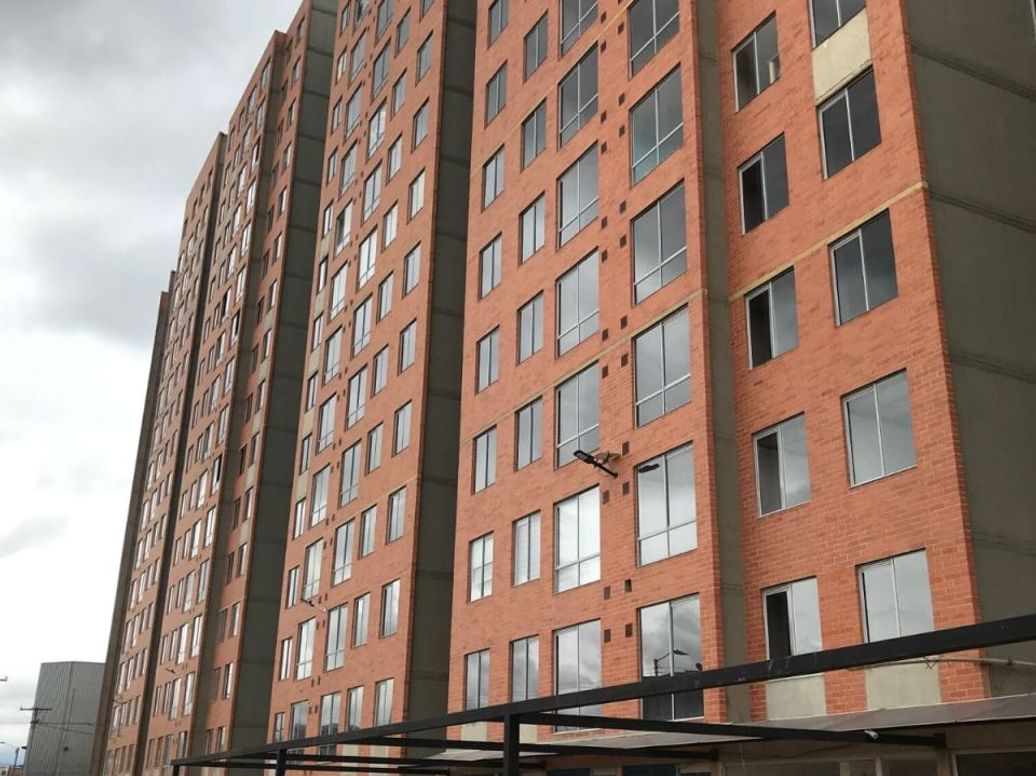Apartamento de 2 alcobas en venta en Villa Gladys, Bogotá, 48 m² · foto 2 de 20