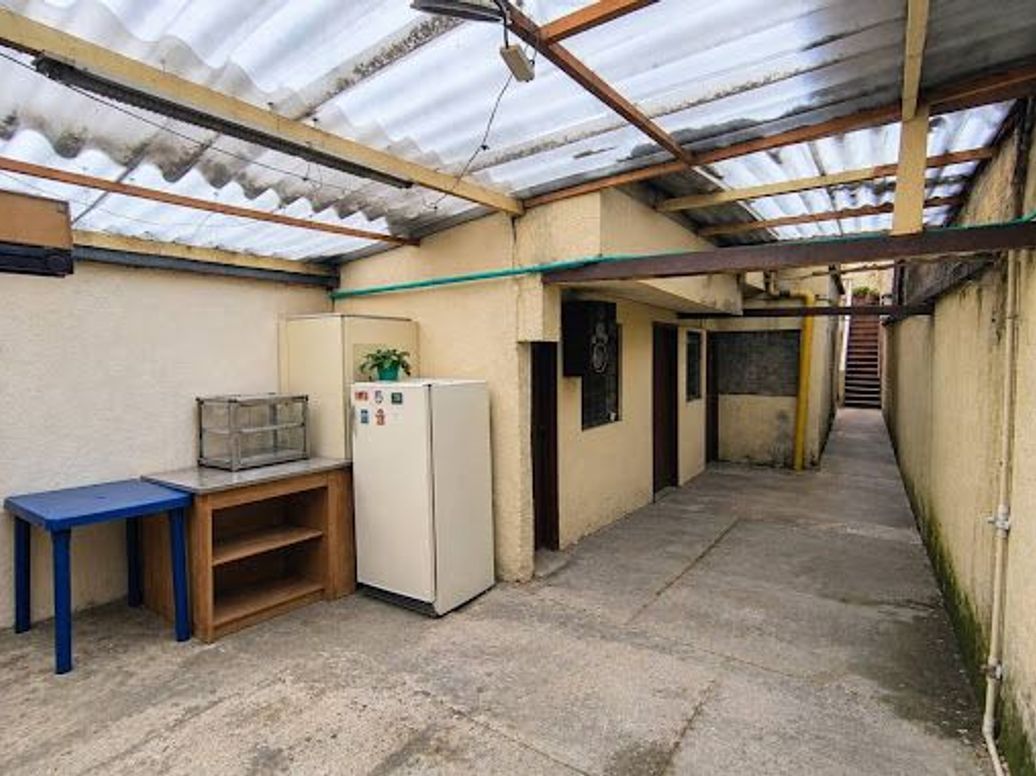 Casa de 11 alcobas en venta en 20 De Julio, Bogotá, 162 m² · foto 4 de 10