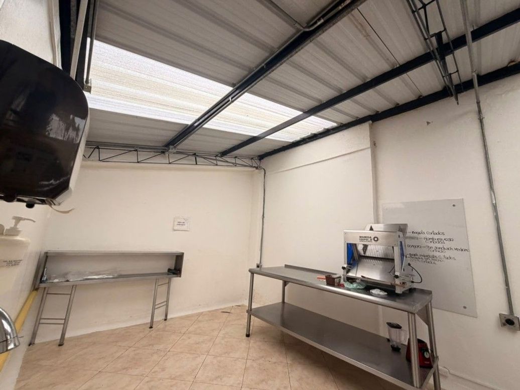 Casa de 4 alcobas en venta en Victoria Norte, Bogotá, 302 m² · foto 11 de 20