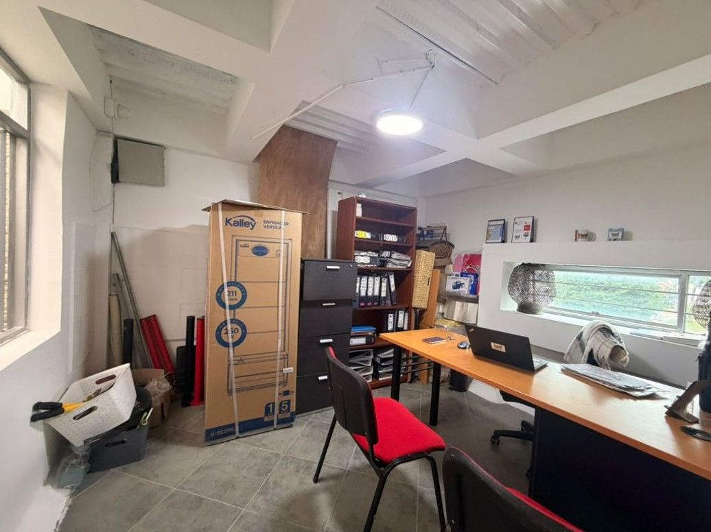 Casa de 4 alcobas en venta en Victoria Norte, Bogotá, 302 m² · foto 2 de 20