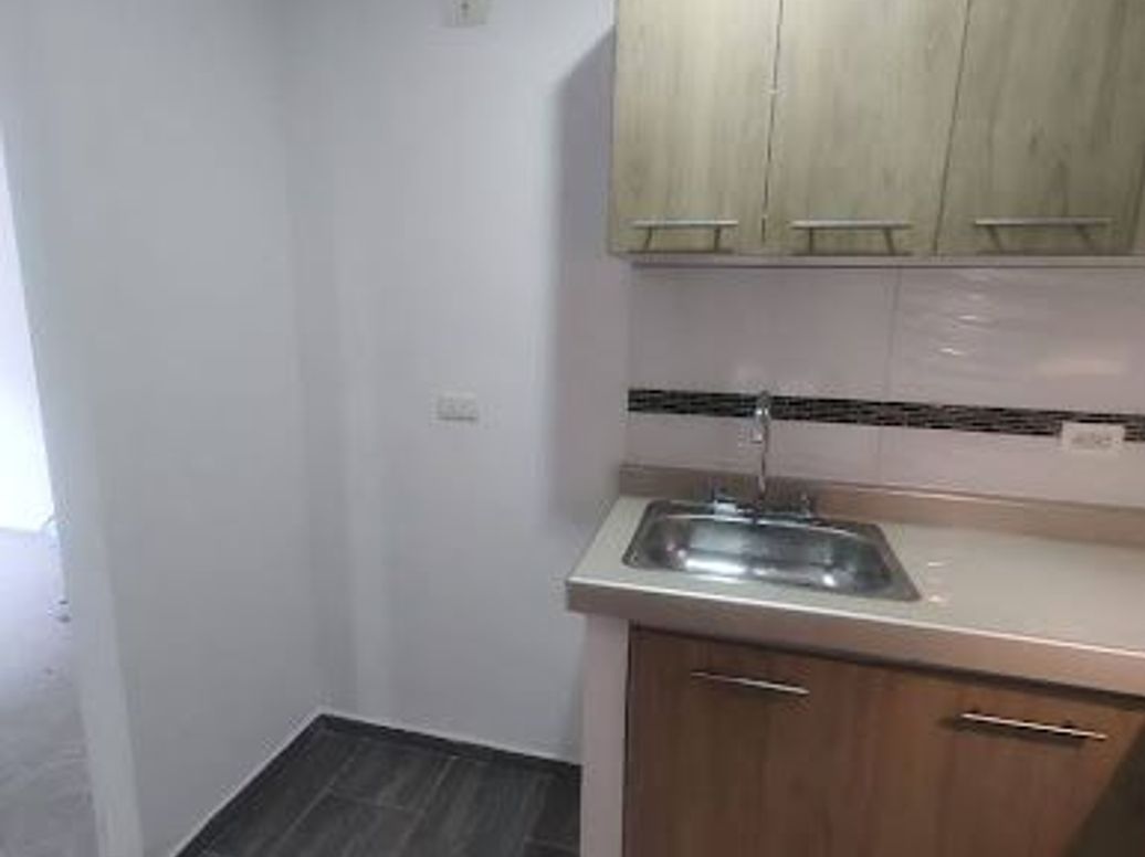 Apartamento de 3 alcobas en arriendo en Gran Granada, Bogotá, 45 m² · foto 18 de 20