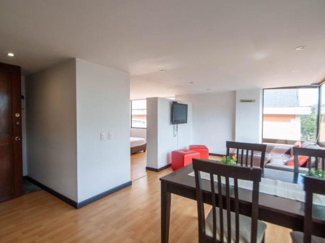 Apartaestudio en venta en Chicó Norte, Bogotá, 55 m² · foto 4 de 13
