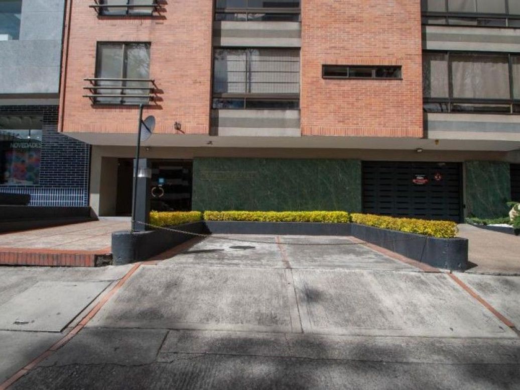 Apartaestudio en venta en Chicó Norte, Bogotá, 55 m² · foto 13 de 13