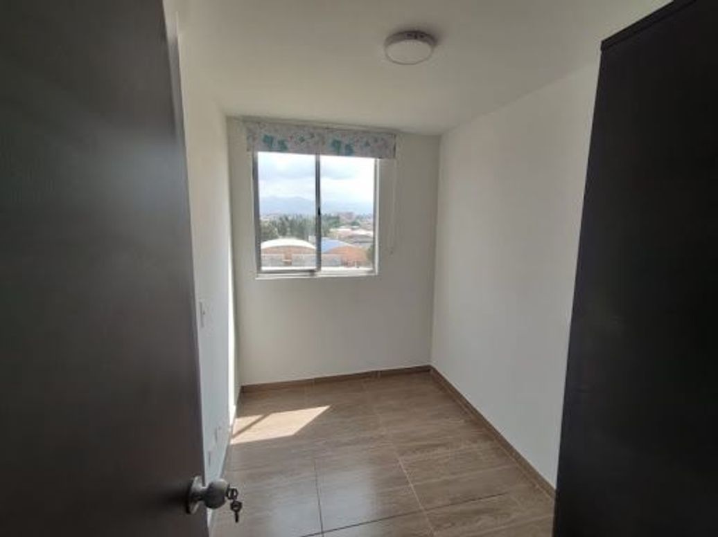 Apartamento de 3 alcobas en arriendo en Puente Grande, Bogotá, 43 m² · foto 12 de 20