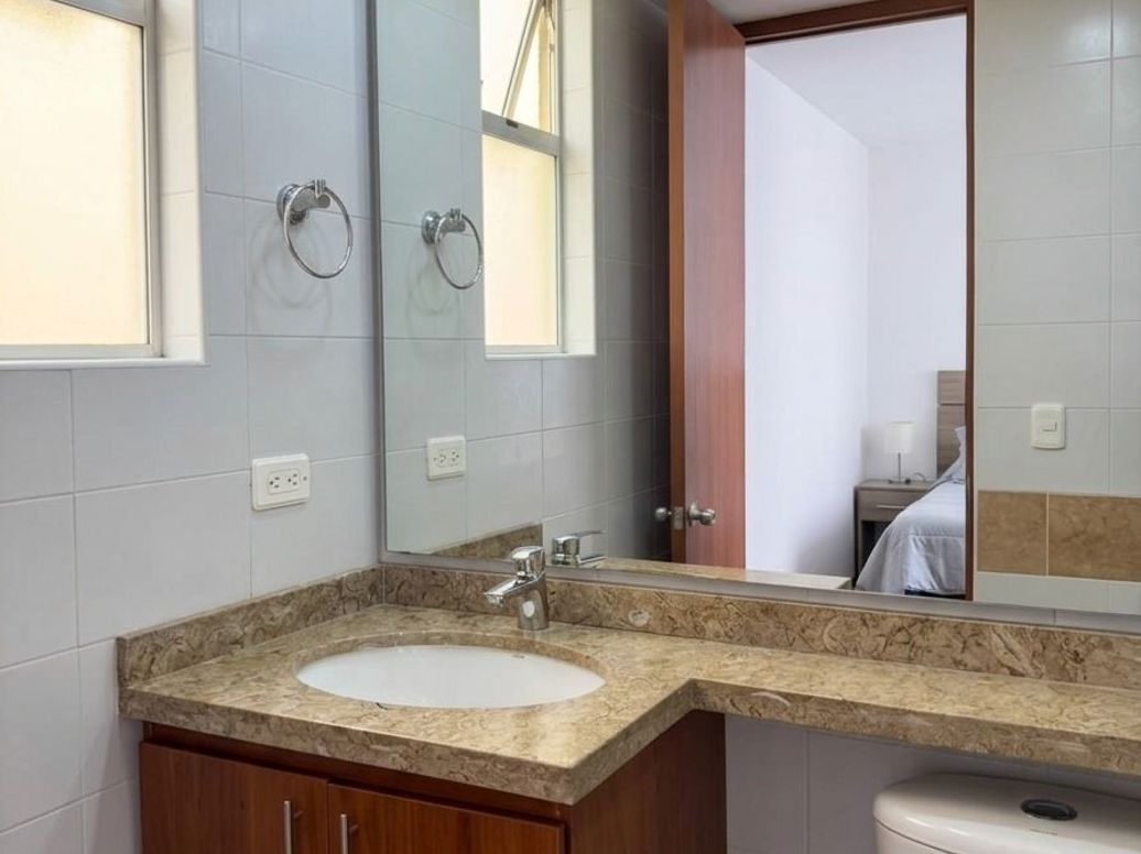 Apartamento de 3 alcobas en venta en El Dorado, Bogotá, 83 m² · foto 4 de 20