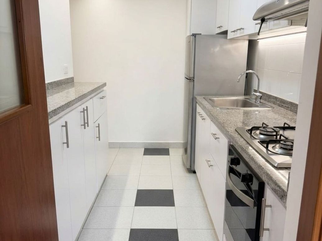 Apartamento de 3 alcobas en venta en El Dorado, Bogotá, 83 m² · foto 18 de 20