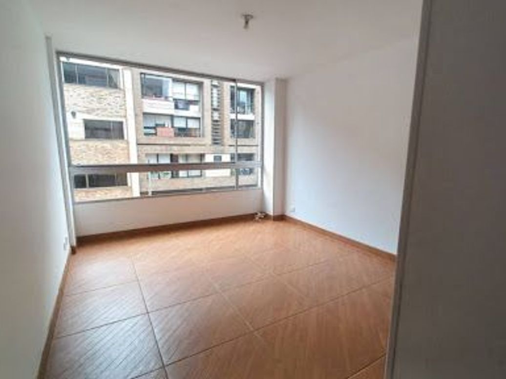 Apartamento de 1 alcoba en arriendo en Country Club, Bogotá, 44 m² · foto 3 de 8