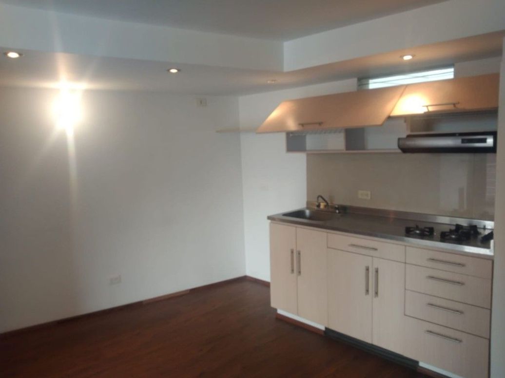 Apartaestudio en venta en Chapinero Central, Bogotá, 33 m² · foto 14 de 16
