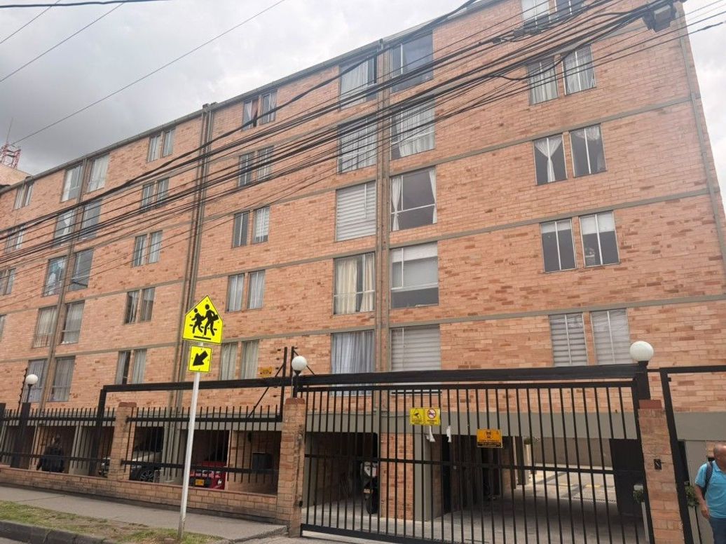 Apartamento de 3 alcobas en venta en Cantalejo, Bogotá, 59 m² · foto 13 de 20