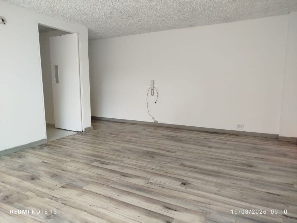 Apartamento de 2 alcobas en venta en Cataluña, Bogotá, 84 m² · foto 18 de 20