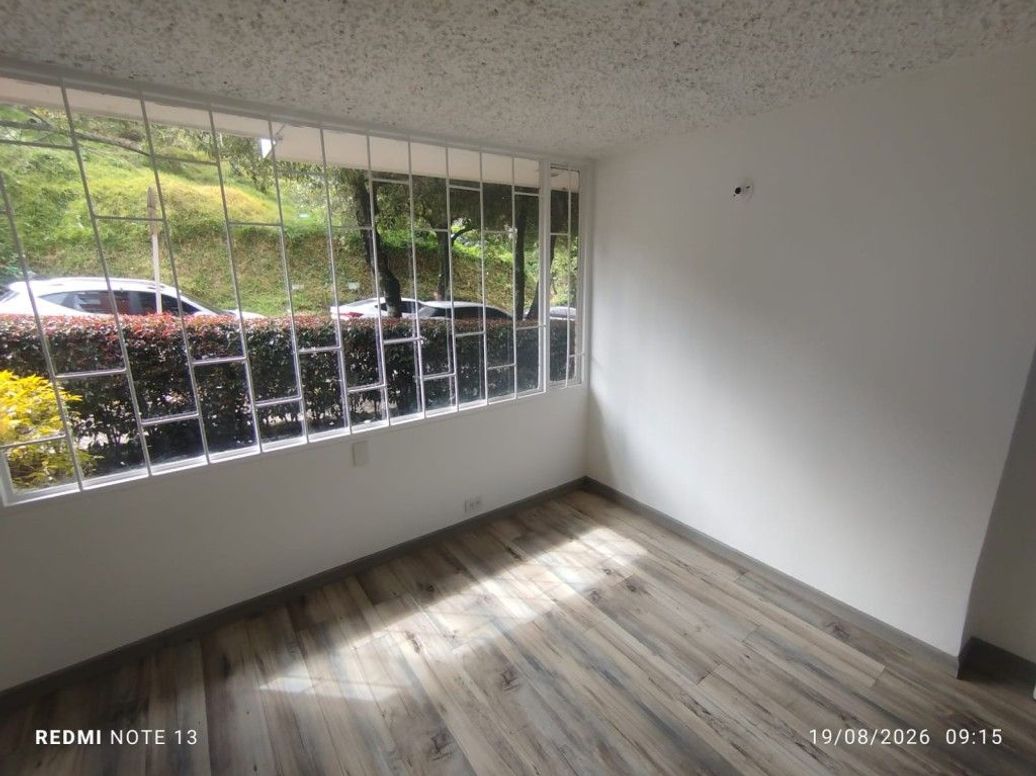 Apartamento de 2 alcobas en venta en Cataluña, Bogotá, 84 m² · foto 5 de 20