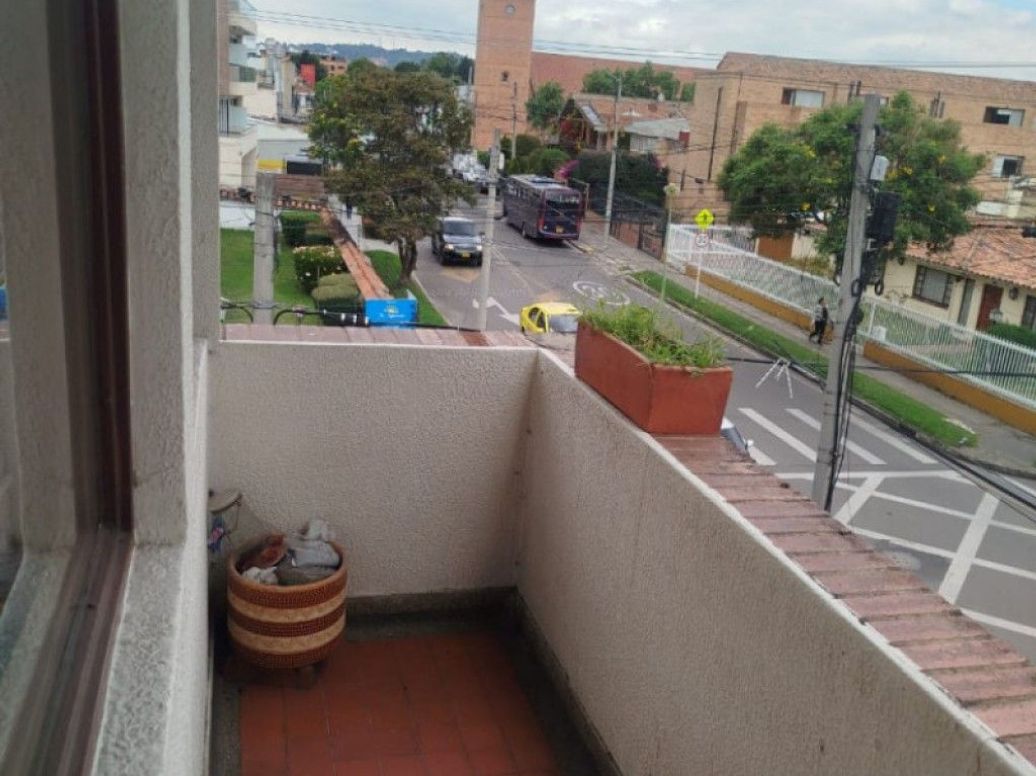 Apartamento de 3 alcobas en venta en El Contador, Bogotá, 96 m² · foto 6 de 13