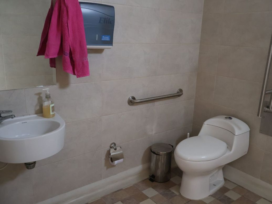 Casa de 6 alcobas en arriendo en Granjas Del Dorado, Bogotá, 1026 m² · foto 12 de 20