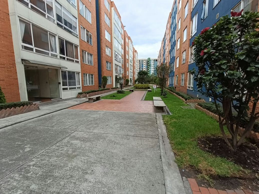 Apartamento de 3 alcobas en arriendo en Villa Alsacia 2, Bogotá, 50 m² · foto 20 de 20