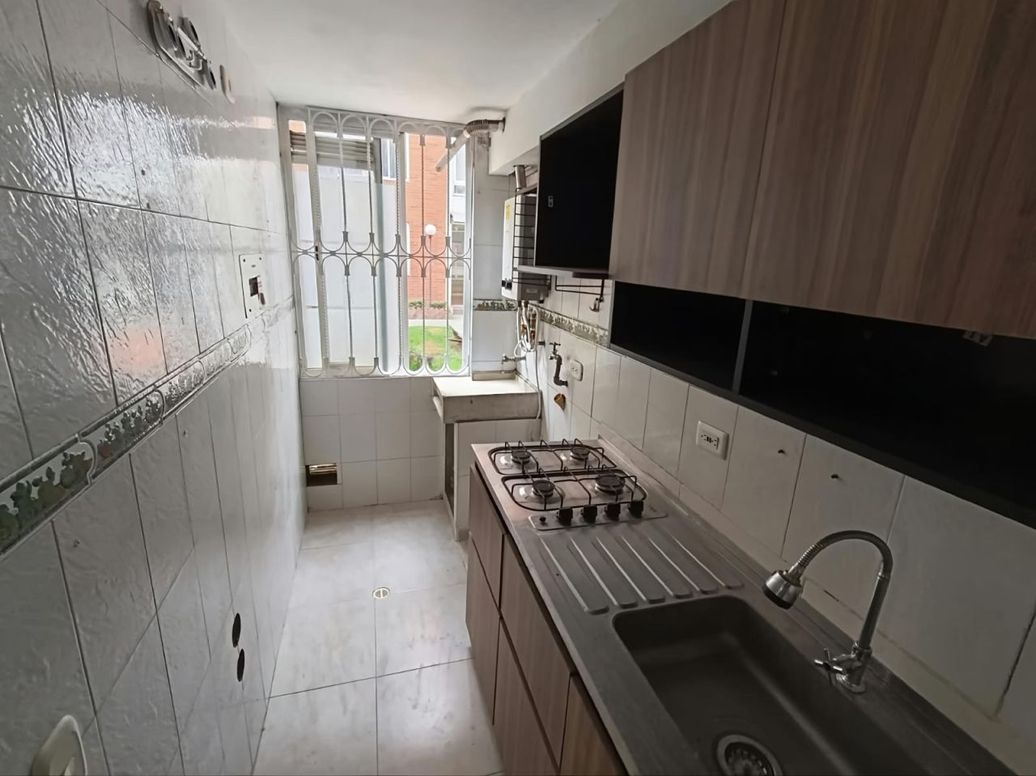 Apartamento de 3 alcobas en arriendo en Villa Alsacia 2, Bogotá, 50 m² · foto 11 de 20