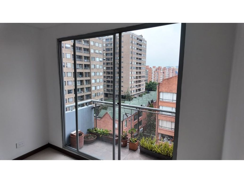Apartamento de 2 alcobas en arriendo en Ciudad Salitre Occidental, Bogotá, 74 m² · foto 2 de 12