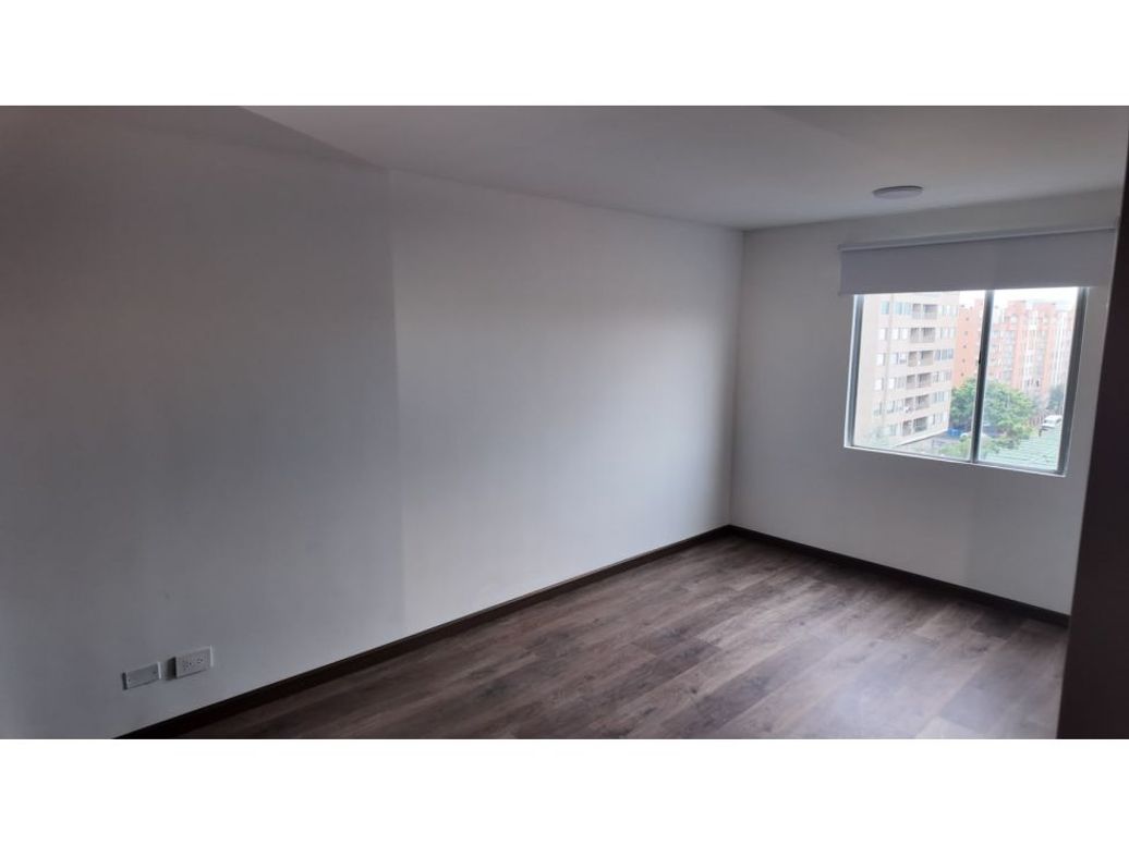Apartamento de 2 alcobas en arriendo en Ciudad Salitre Occidental, Bogotá, 74 m² · foto 3 de 12