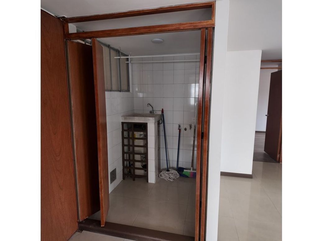 Apartamento de 2 alcobas en arriendo en Ciudad Salitre Occidental, Bogotá, 74 m² · foto 12 de 12