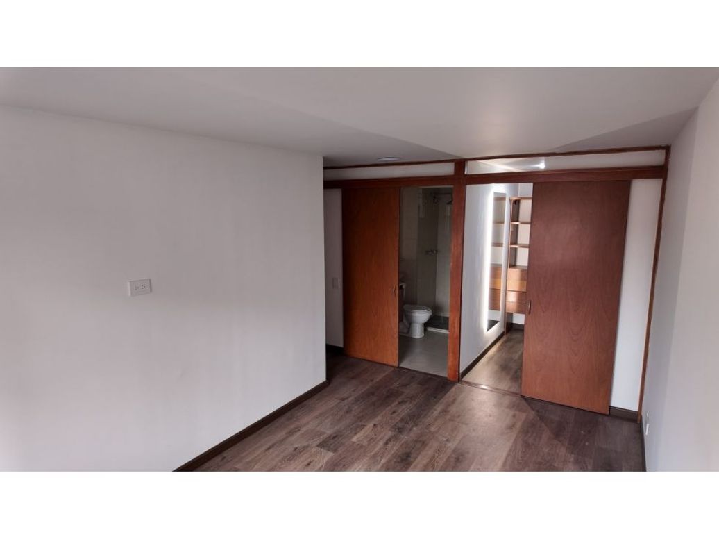 Apartamento de 2 alcobas en arriendo en Ciudad Salitre Occidental, Bogotá, 74 m² · foto 11 de 12
