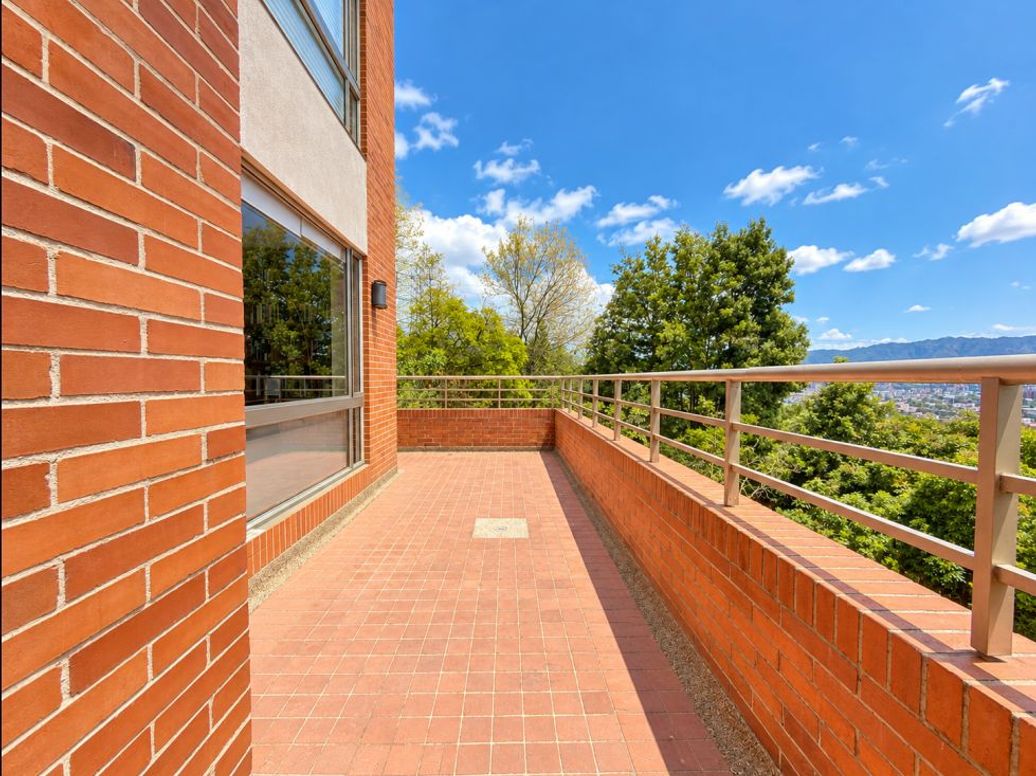 Apartamento de 3 alcobas en venta en Calatrava, Bogotá, 192 m² · foto 15 de 15