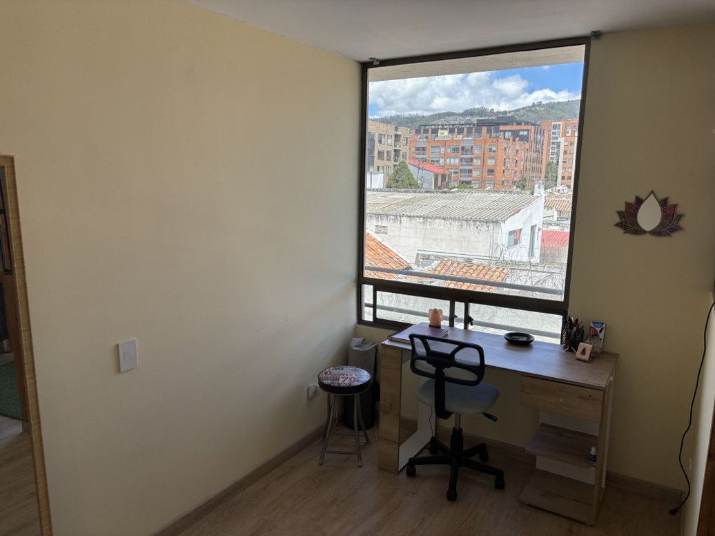 Apartamento de 1 alcoba en arriendo en Los Cedritos, Bogotá, 57 m² · foto 3 de 15