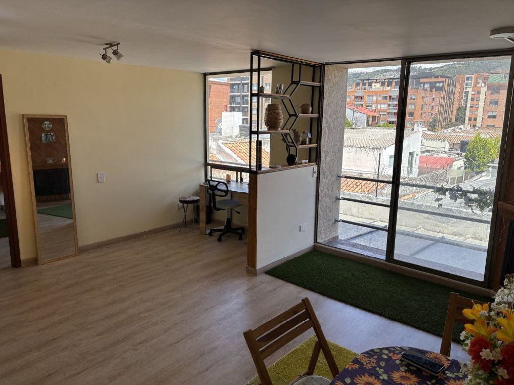 Apartamento de 1 alcoba en arriendo en Los Cedritos, Bogotá, 57 m² · foto 4 de 15