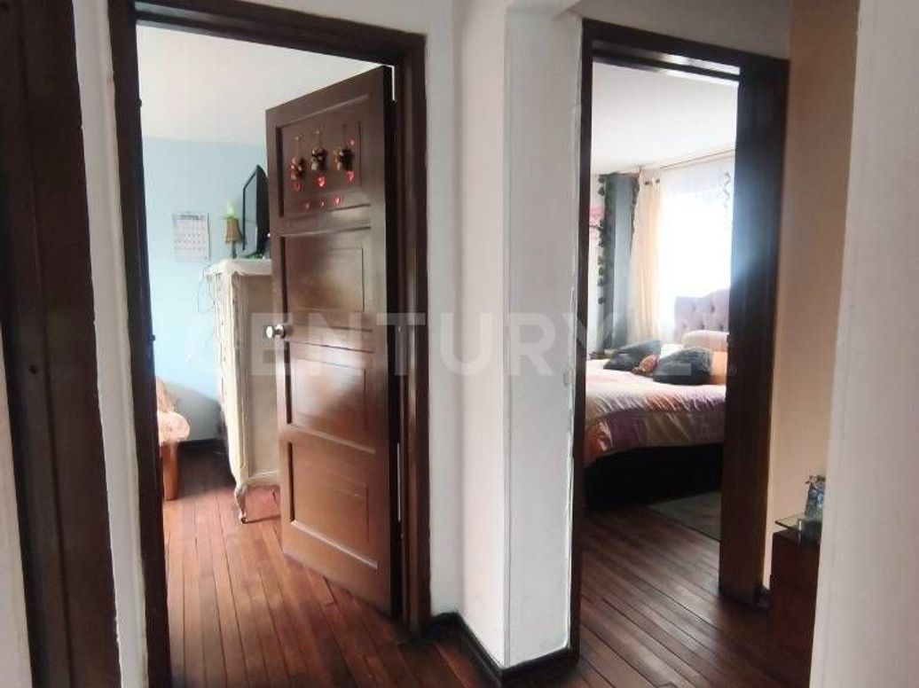 Casa de 6 alcobas en venta en Simón Bolívar, Bogotá, 168 m² · foto 6 de 9