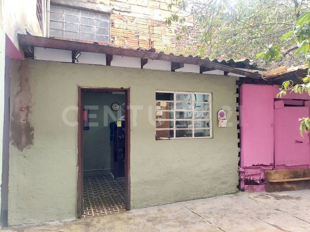 Casa de 6 alcobas en venta en Simón Bolívar, Bogotá, 168 m² · foto 8 de 9