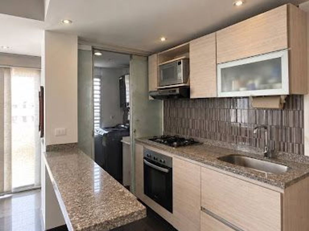 Apartamento de 2 alcobas en venta en Quinta Mutis, Bogotá, 60 m² · foto 4 de 14