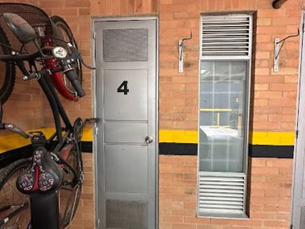 Apartamento de 2 alcobas en venta en Quinta Mutis, Bogotá, 60 m² · foto 13 de 14
