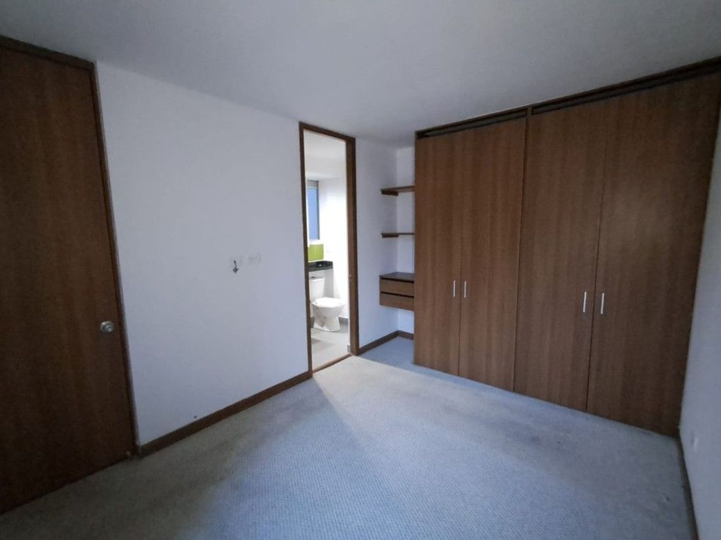 Apartamento de 2 alcobas en venta en Centro Engativa, Bogotá, 60 m² · foto 12 de 20