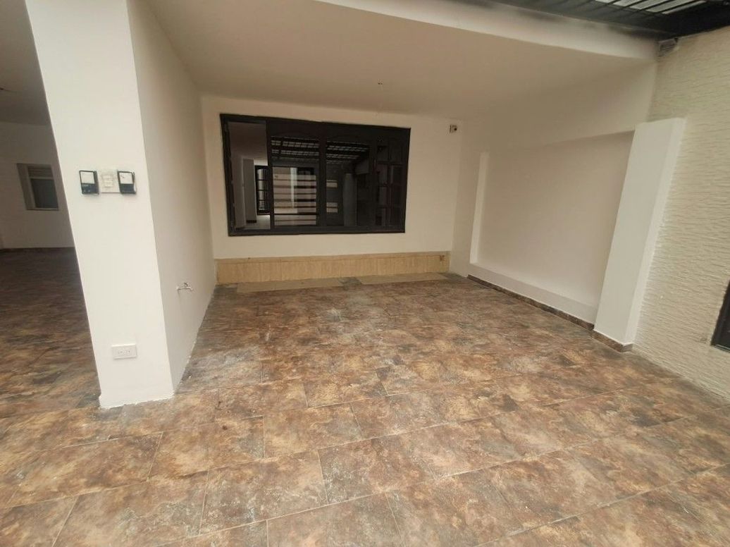 Casa de 4 alcobas en arriendo en Modelia Occidental, Bogotá, 350 m² · foto 18 de 20