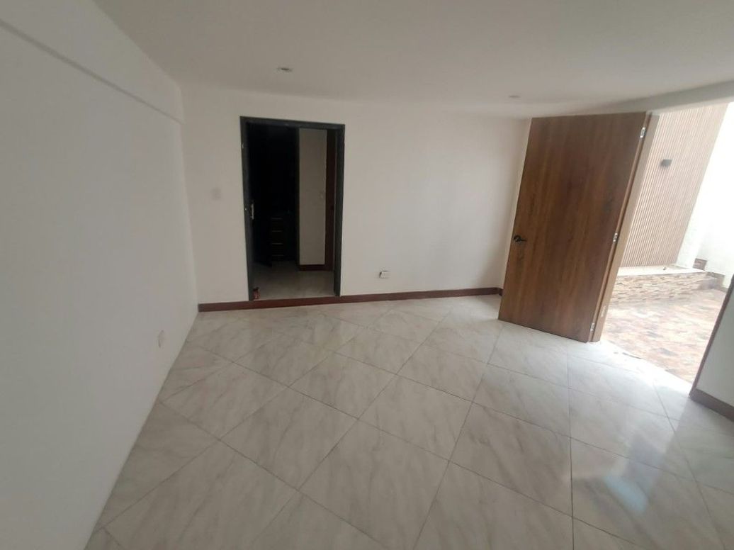 Casa de 4 alcobas en arriendo en Modelia Occidental, Bogotá, 350 m² · foto 9 de 20