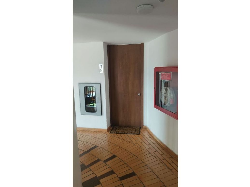 Apartamento de 2 alcobas en venta en Ub. Cordoba Niza, Bogotá, 54 m² · foto 4 de 14