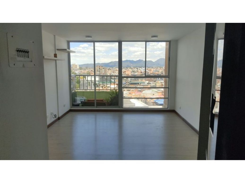 Apartamento de 2 alcobas en venta en Ub. Cordoba Niza, Bogotá, 54 m² · foto 5 de 14